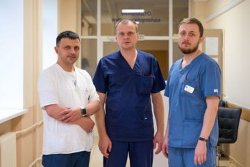 В Клиниках СамГМУ впервые в регионе провели малоинвазивные операции по устранению парастомальных грыж