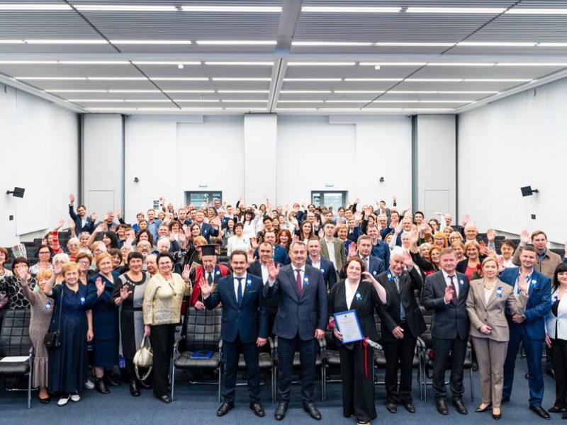 «Мощь традиций, энергия инноваций»: Клиники СамГМУ отметили 95-летний юбилей