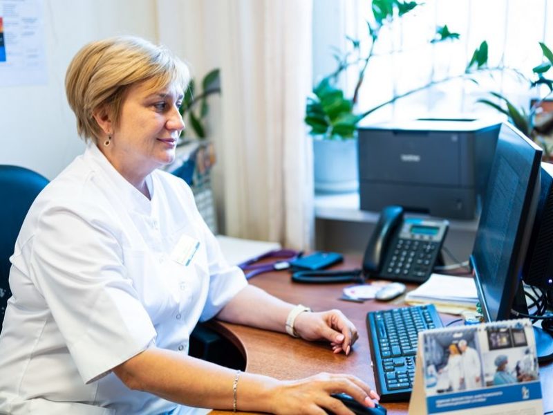 В Клиниках СамГМУ внедрили в практику цифровой калькулятор для персонализации тактики ведения пожилых пациентов с сахарным диабетом