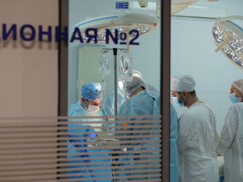 Предновогодние чудеса в Клиниках СамГМУ: в декабре врачи спасли сразу несколько пациентов, нуждавшихся в срочной пересадке органов