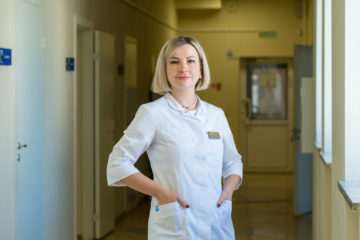 Врач-инфекционист СамГМУ оценила риски в исследованных Роскачеством бургерах