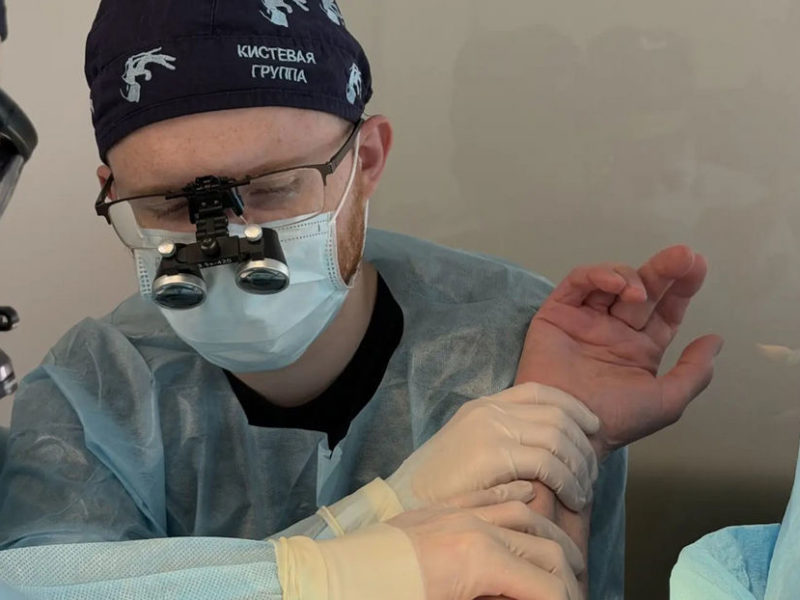 В Клиниках СамГМУ выполняют уникальные для России малоинвазивные операции при синдроме кубитального канала