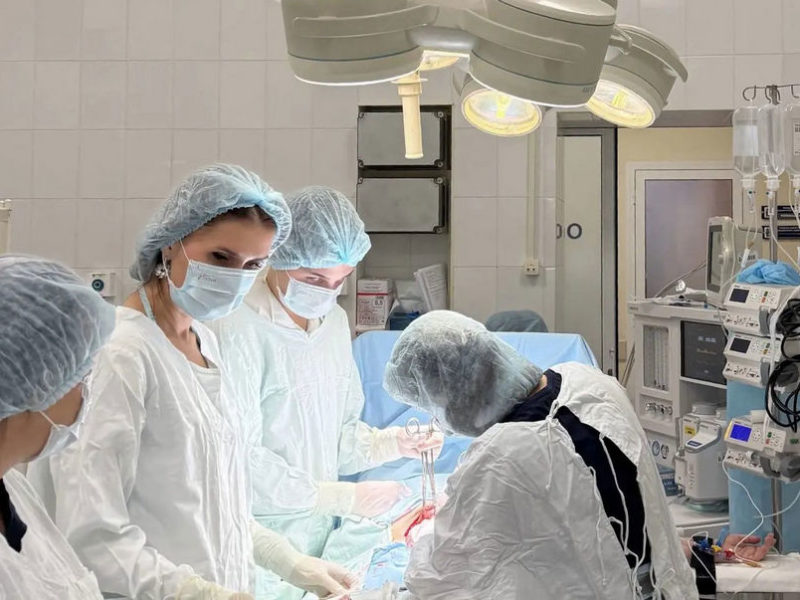 Врачи Клиник СамГМУ спасли репродуктивное здоровье пациентки с редкой анатомией и онкозаболеванием